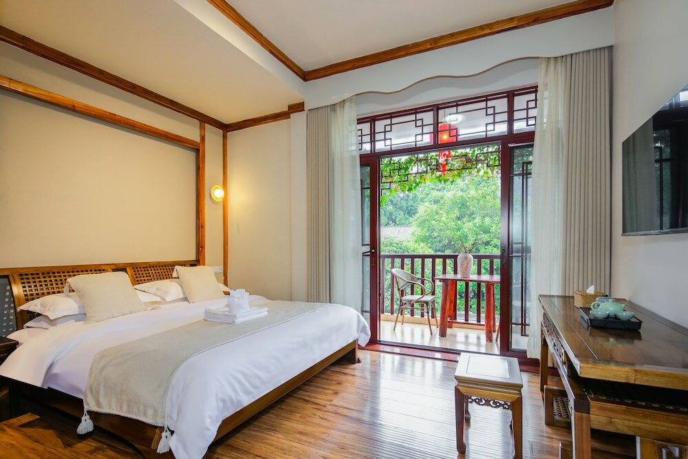 Фото Yangshuo Riverview Hotel