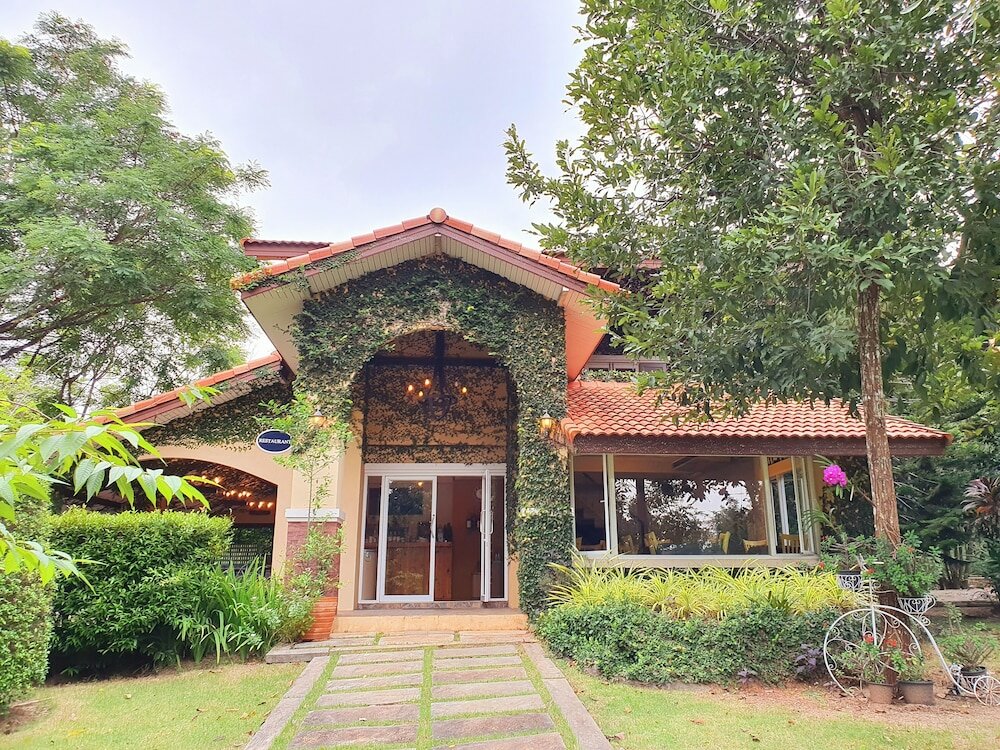 Фото Palazzo Pavone Gallery & Resort