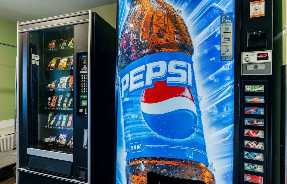 Фото WoodSpring Suites Indianapolis Greenwood