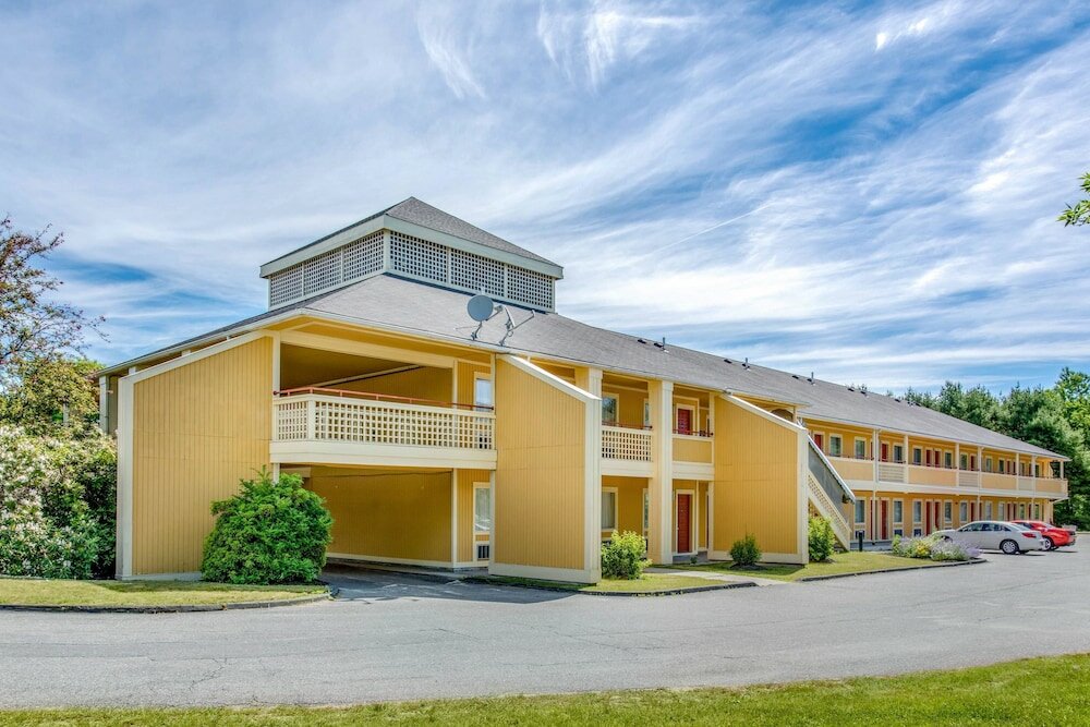 Фото Econo Lodge Freeport - Brunswick Area