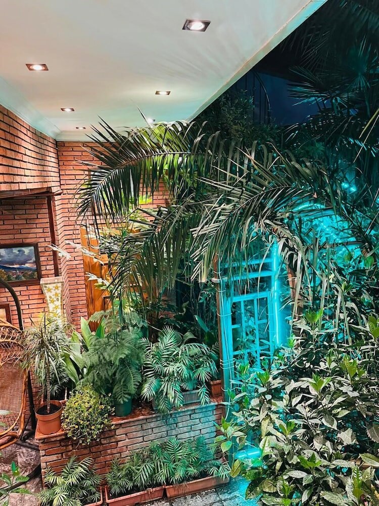 Фото British House