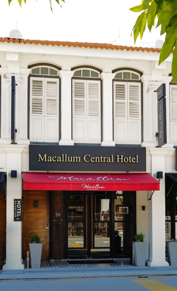 Фото Macallum Central Hotel by Phc