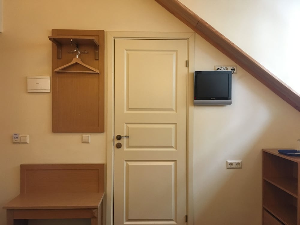 Фото Alexa Old Town Hotel