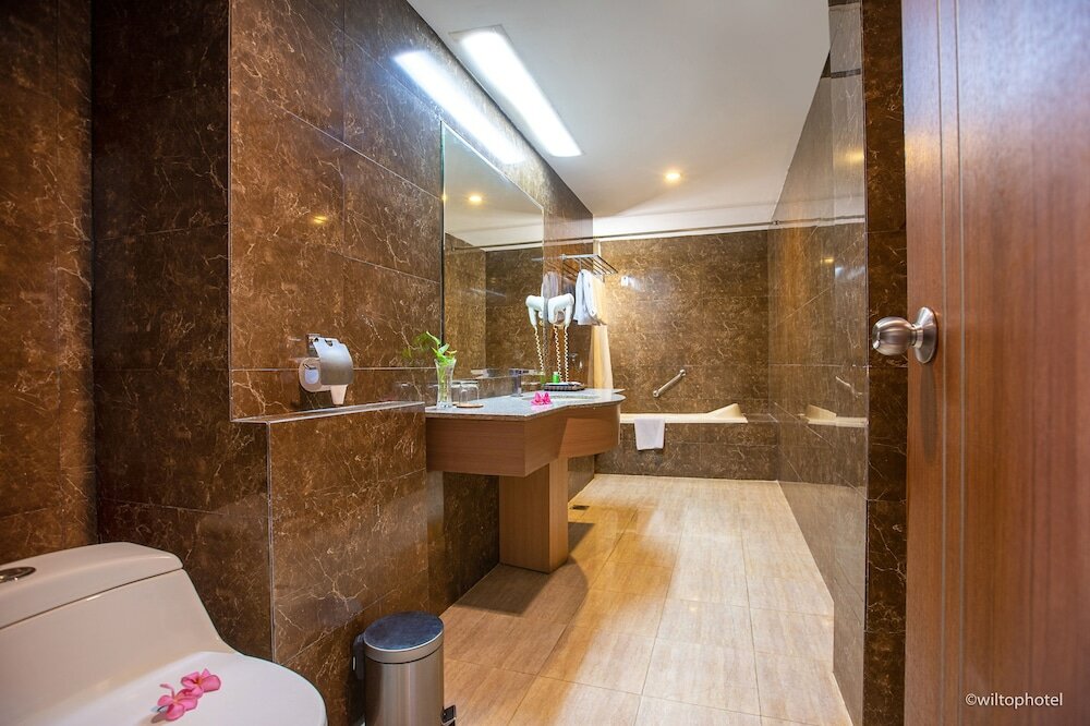 Фото Wiltop Hotel