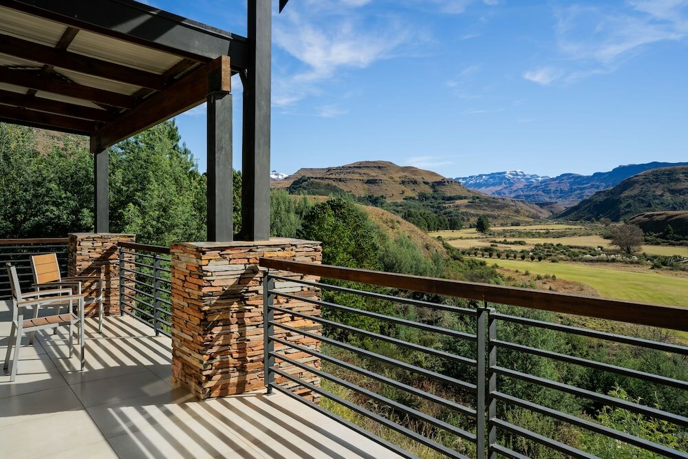 Фото Premier Resort Sani Pass