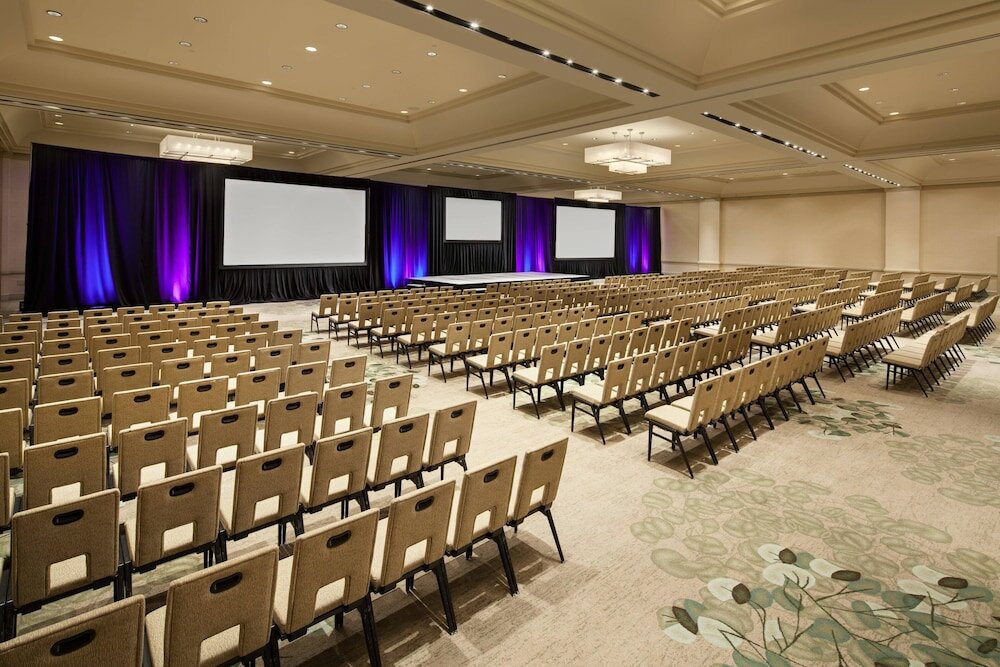 Фото The Westin San Diego Gaslamp Quarter