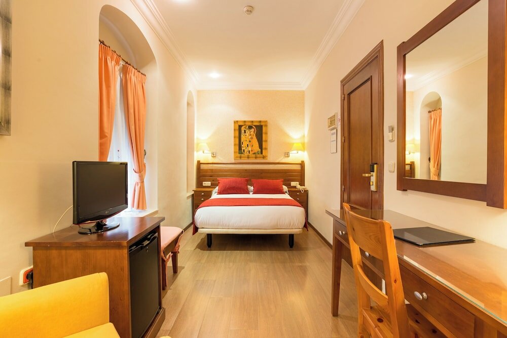 Фото Hotel California