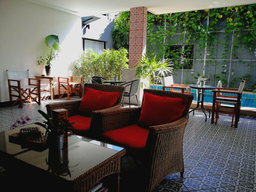 Фото The Umbrella House