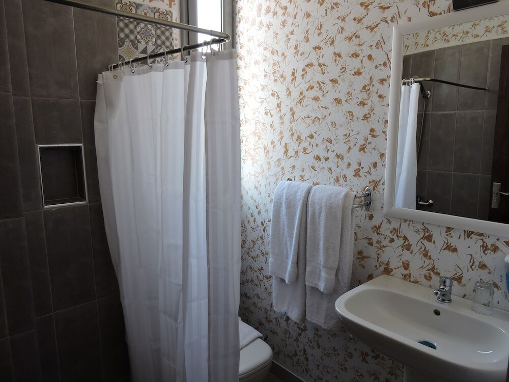 Фото Hôtel Al Baraka