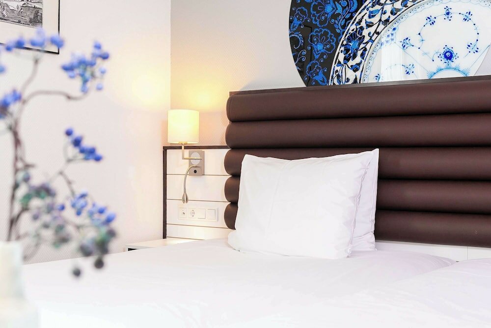 Фото Golden Tulip Hotel Central