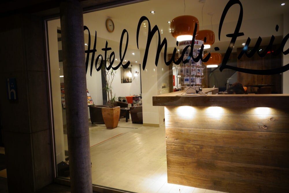 Фото Hotel Midi Zuid