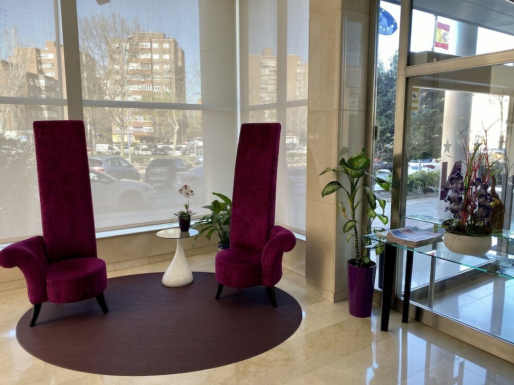 Фото Urban Hotels N Avenida de Espana