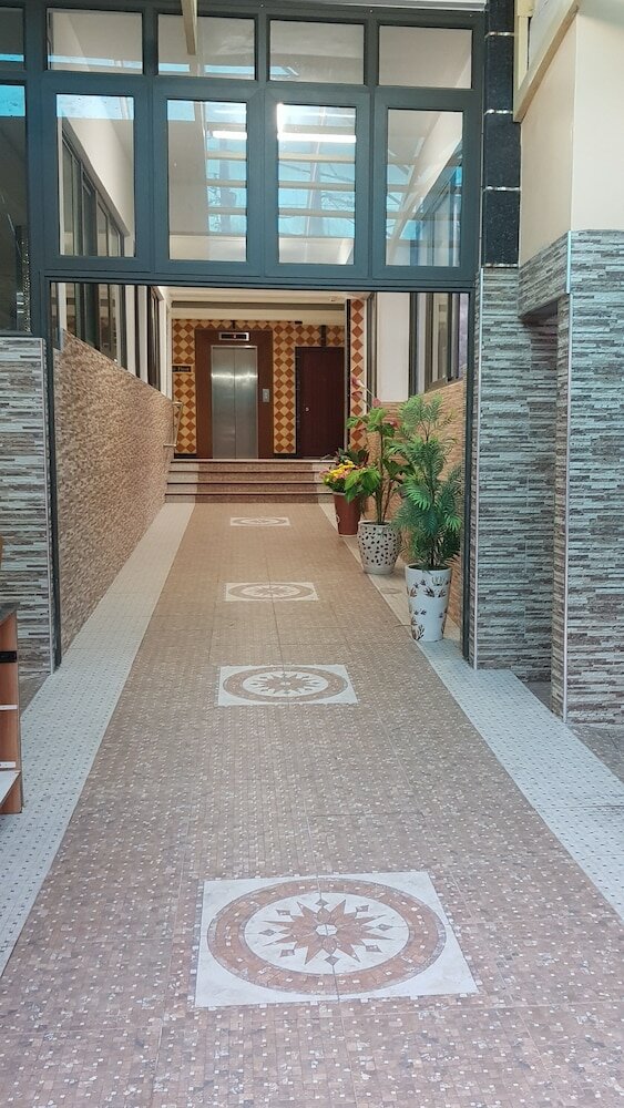 Фото Mahe Holiday Resort