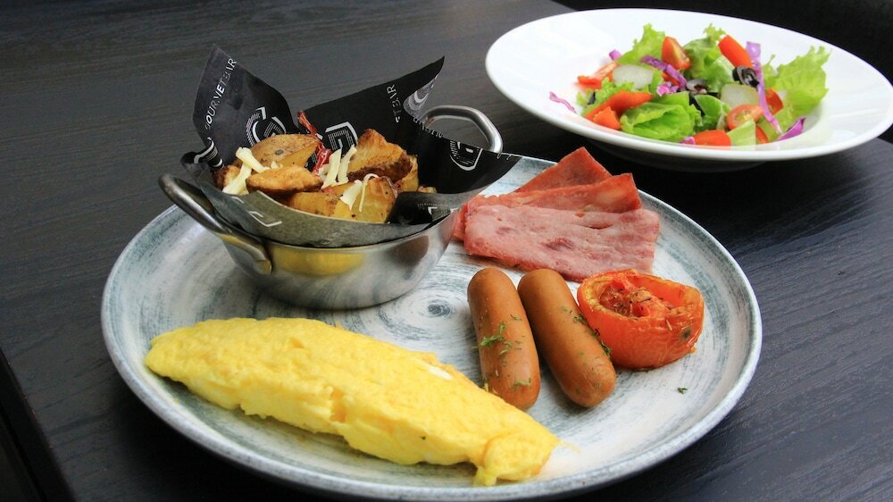 Фото Novotel Jakarta Mangga Dua Square Hotel