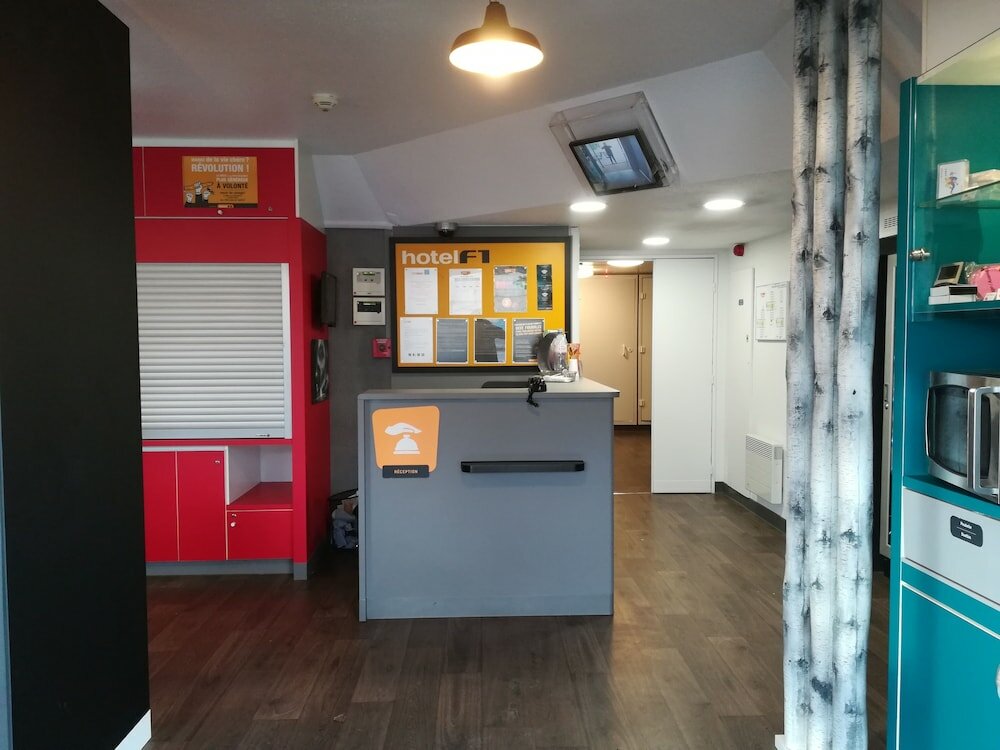 Фото hotelF1 Avignon Centre Courtine gare TGV