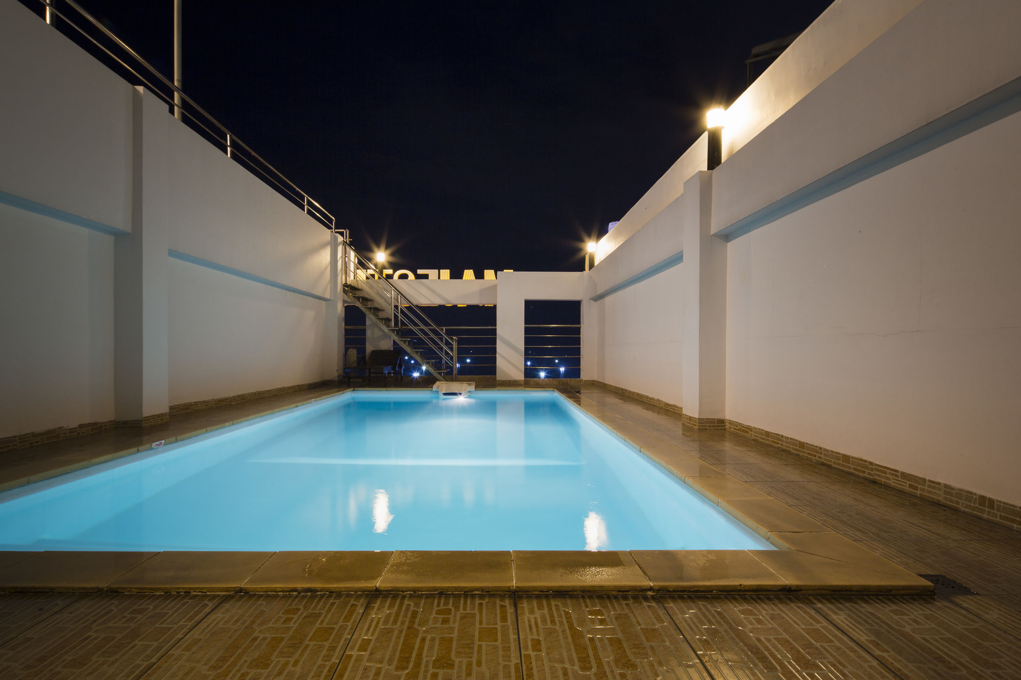 Фото Majestic Nha Trang