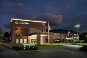 Гостиница La Quinta Inn & Suites by Wyndham Springfield
