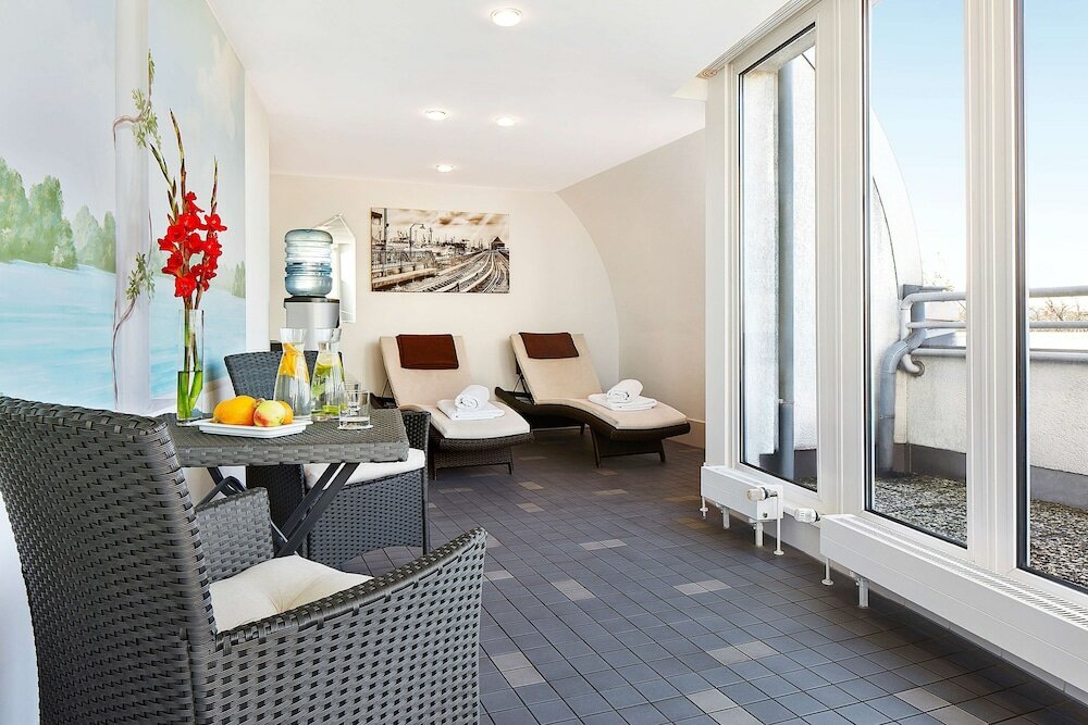 Фото Nh Collection Hamburg City