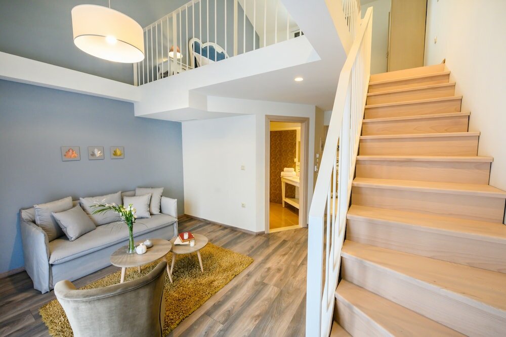 Фото Emerald Suites