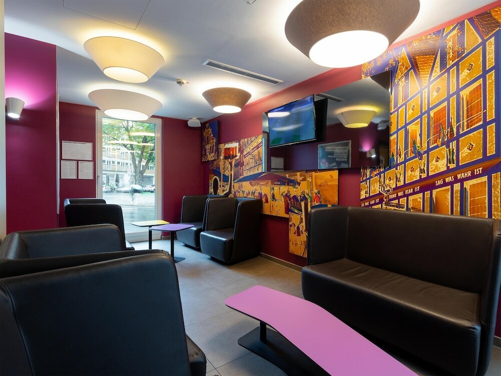 Фото B&b Hotel Düsseldorf-City