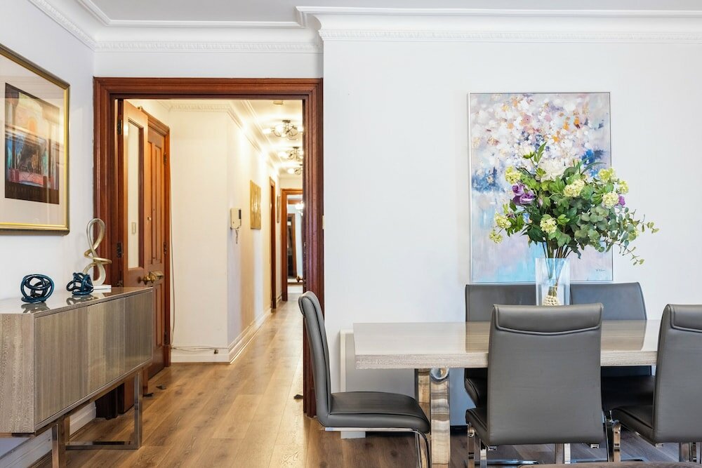 Фото Carlton Court - Mayfair