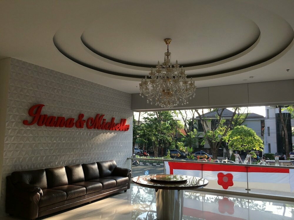 Hotel I&m Hotel Billiard, Surabaya, photo
