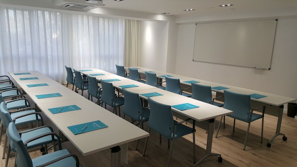 Фото Senator Barajas Hotel