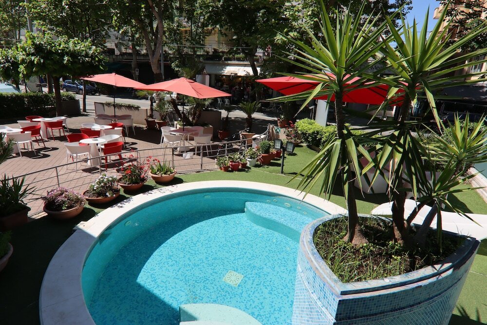 Фото Hotel Derby