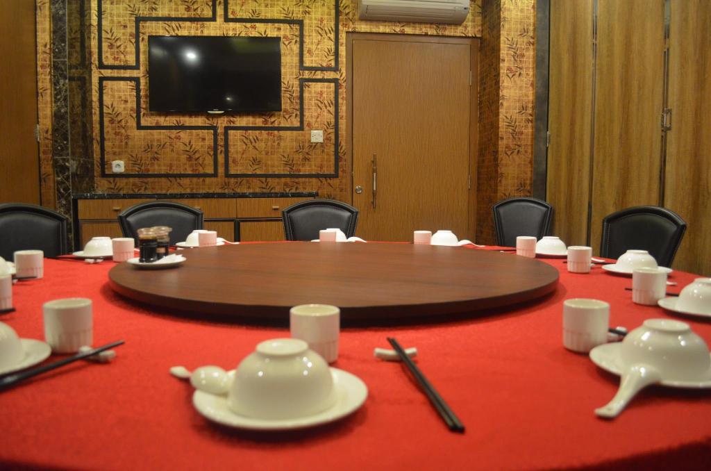 Фото Hotel Mustika Gajah Mada