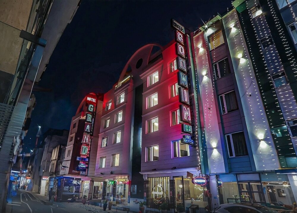 Фото Hotel Godwin Deluxe