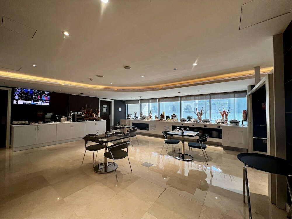 Фото Premier Inn Doha Airport