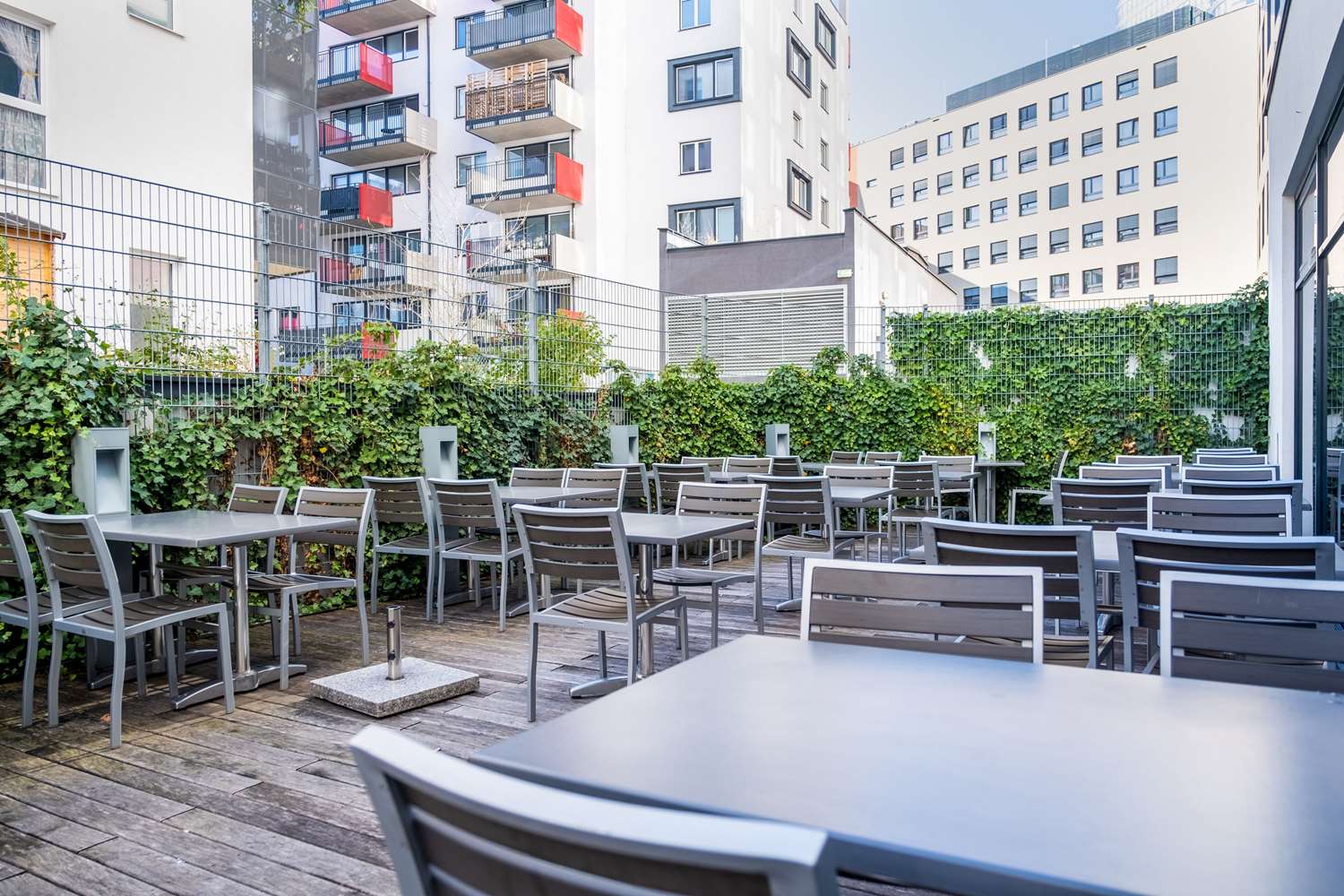 Фото Leonardo Hotel Vienna Hauptbahnhof