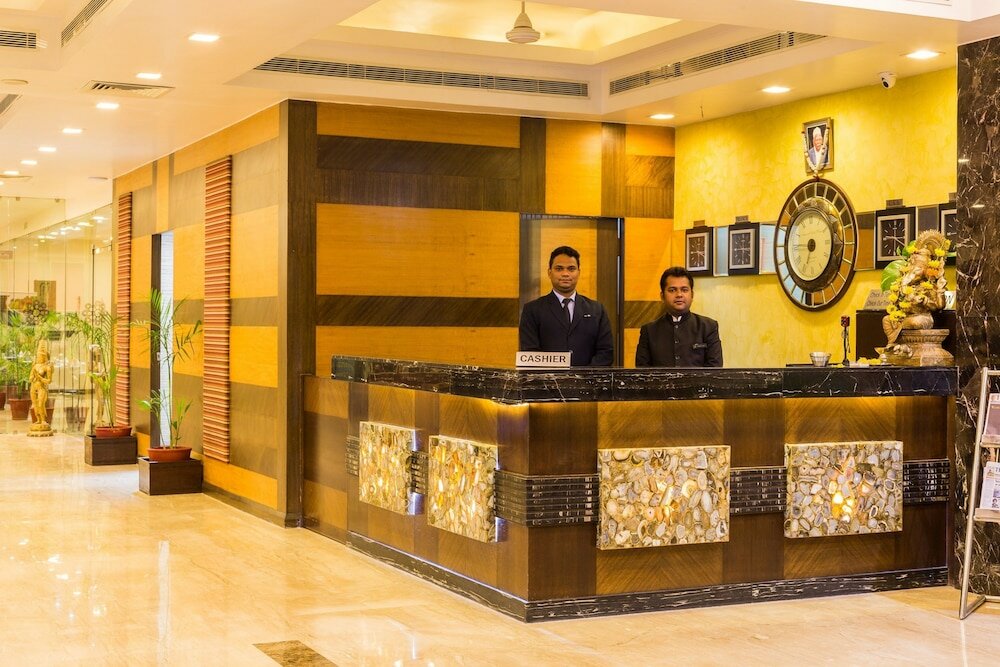 Фото Amantra Comfort Hotel