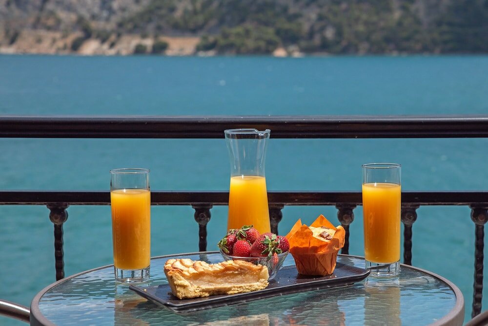 Фото Aggelos Hotel