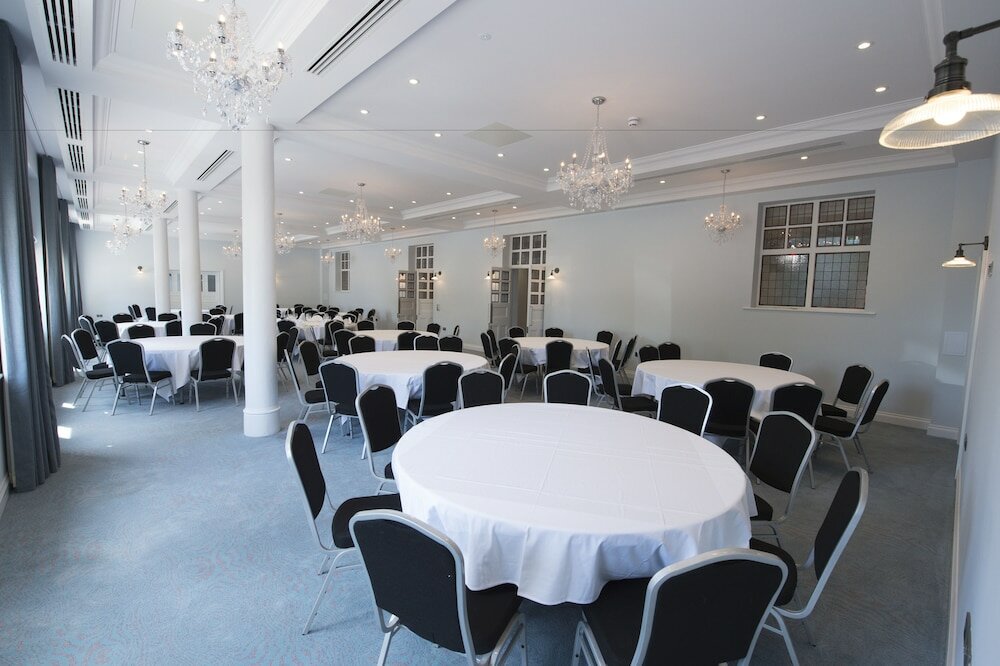 Фото Yarrow Hotel