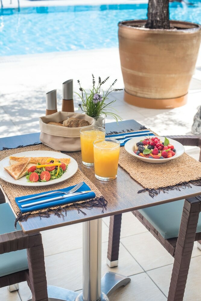 Фото Dedalos Hotel