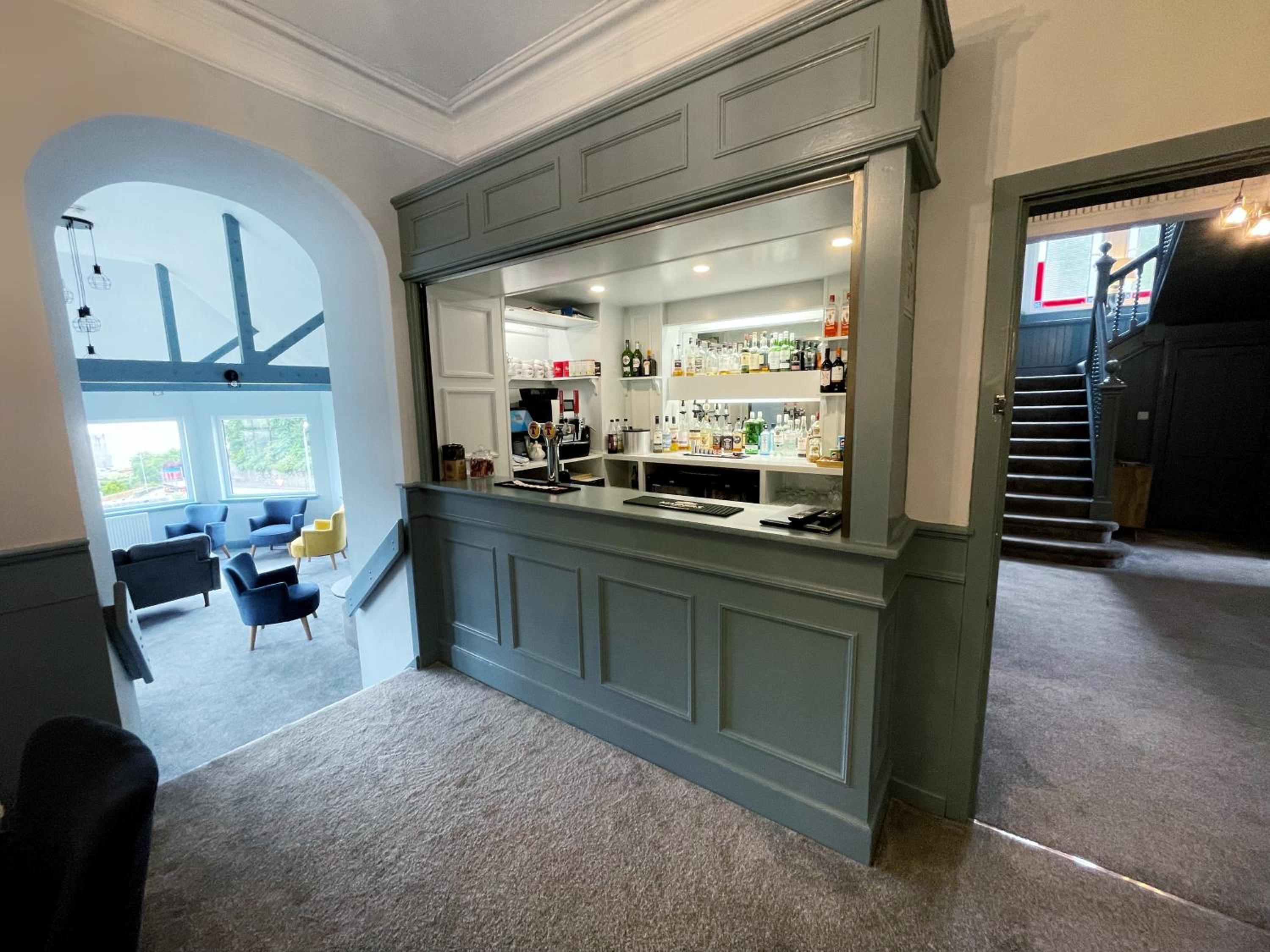 Фото Kings Knoll Hotel