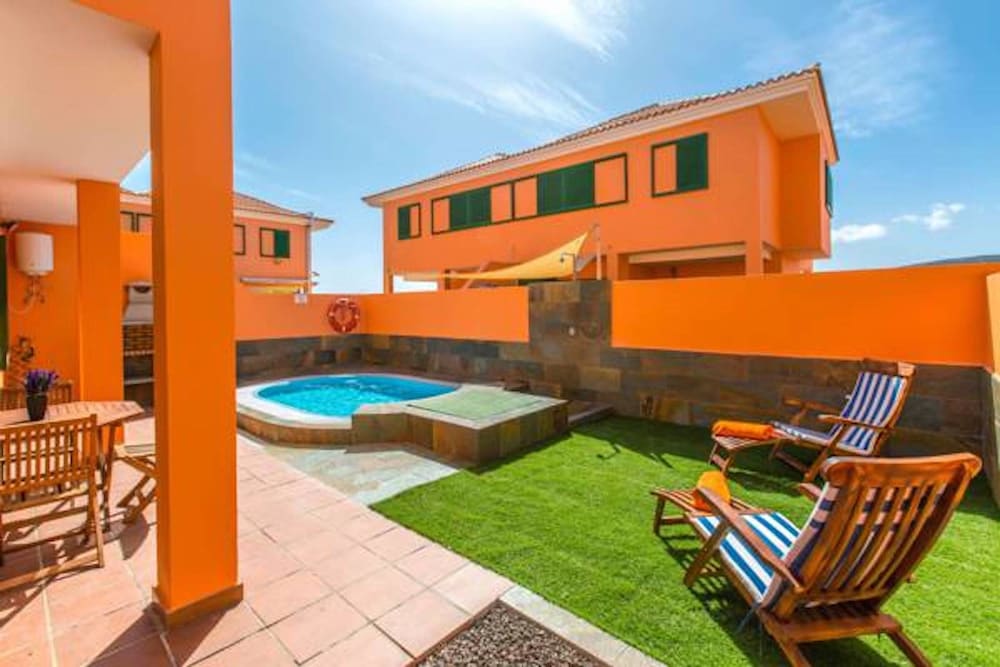 Фото Tarajalejo Village