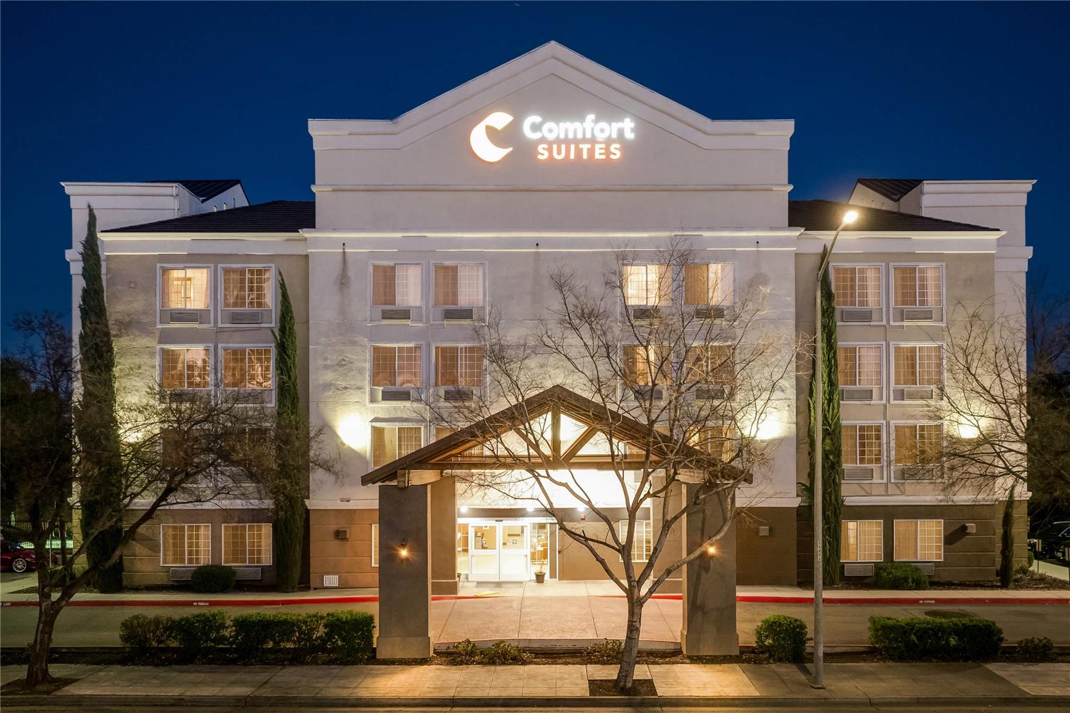Фото Comfort Suites