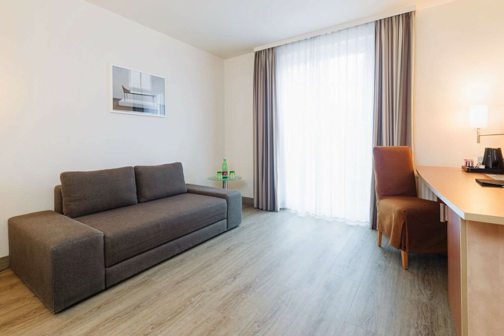 Фото IntercityHotel Wien