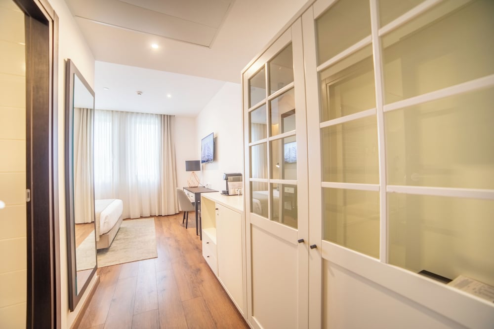 Фото VIP Executive Picoas Hotel