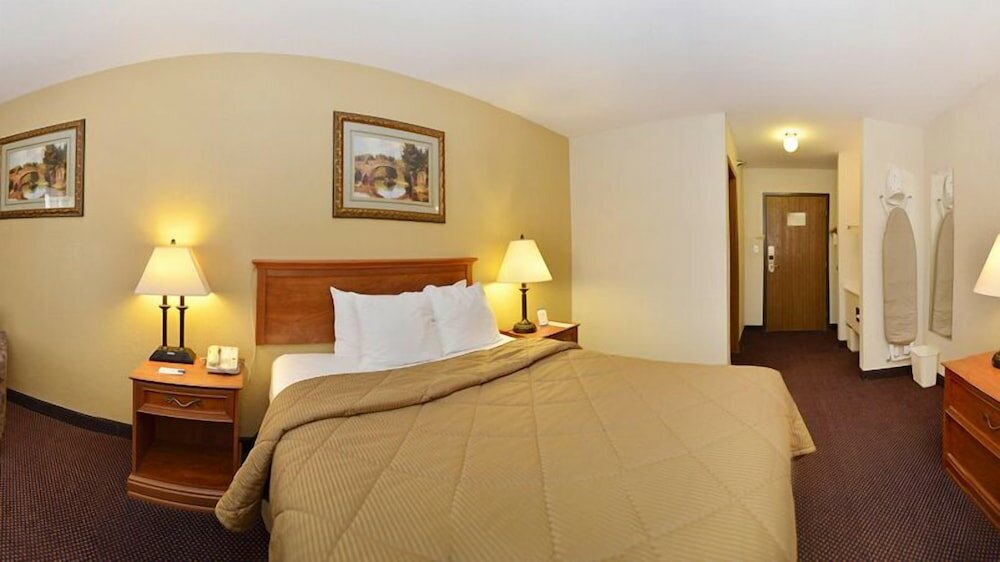 Фото Rodeway Inn of Espanola