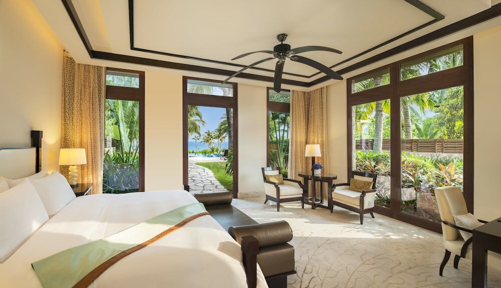 Фото The St. Regis Sanya Yalong Bay Resort