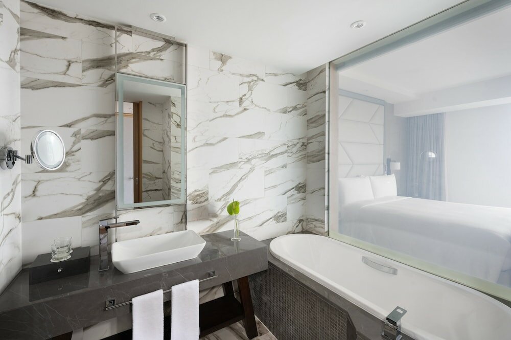 Фото Crowne Plaza Jeddah Al Salam