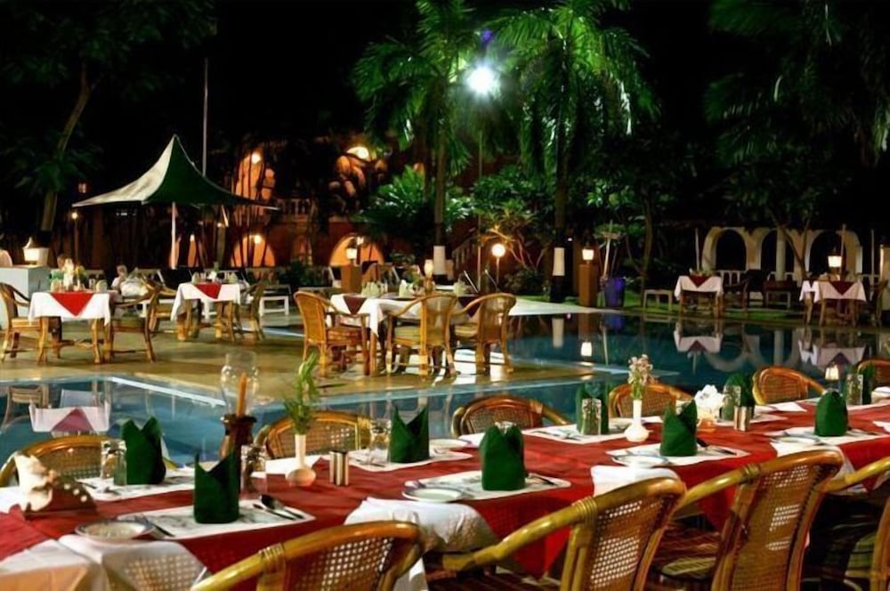 Фото Ideal Beach Resort