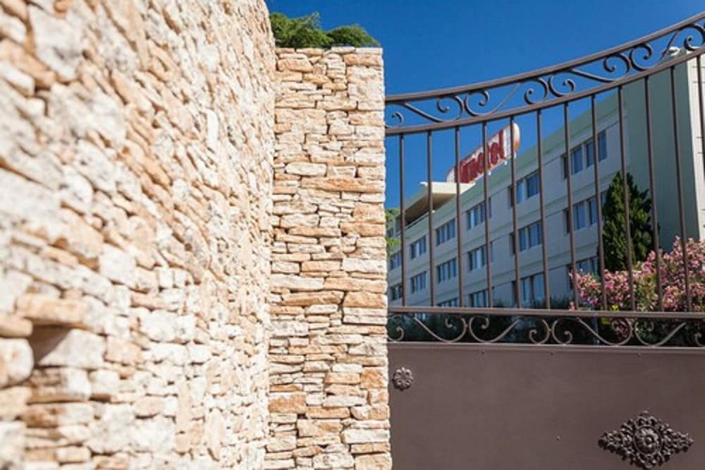 Фото 130816356369