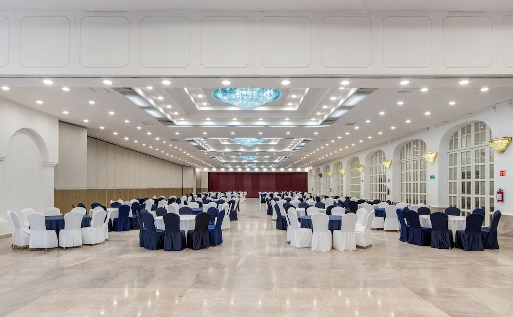 Фото Radisson Hotel & Convention Center Toluca