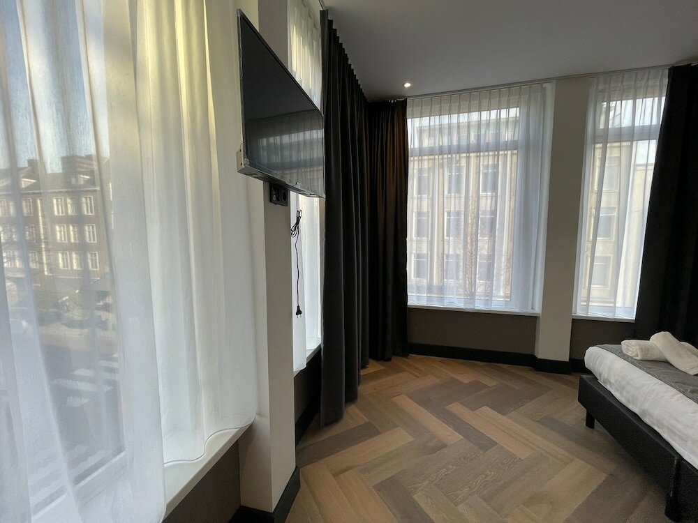 Фото H3 Hotel Rotterdam City Center