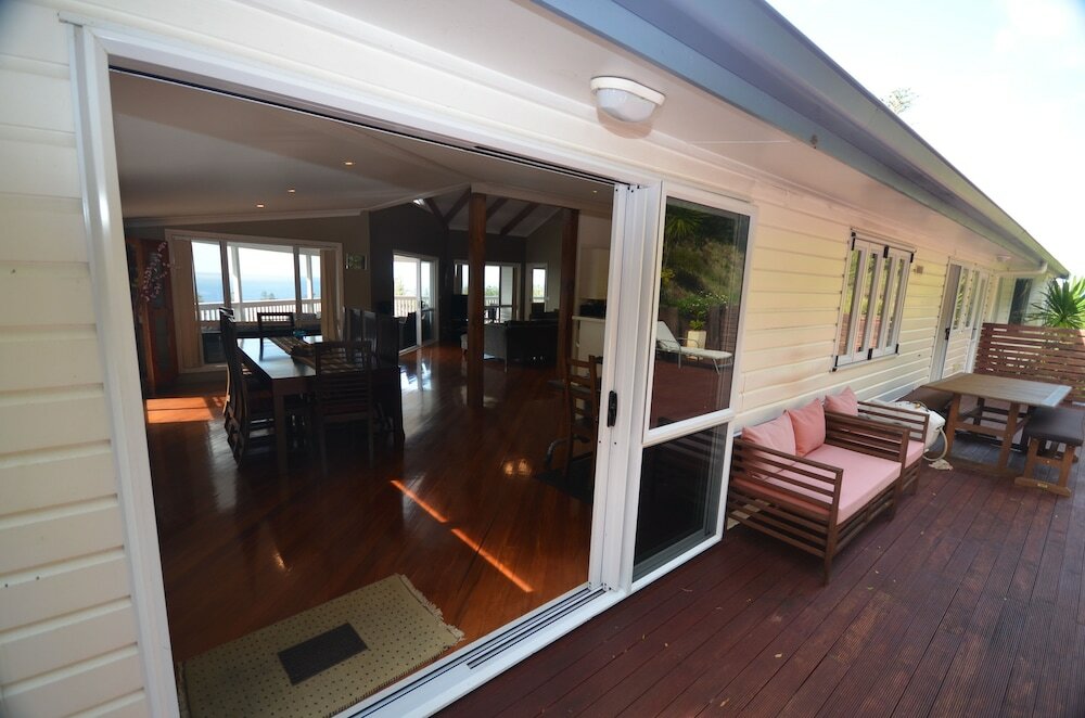 Фото The White House