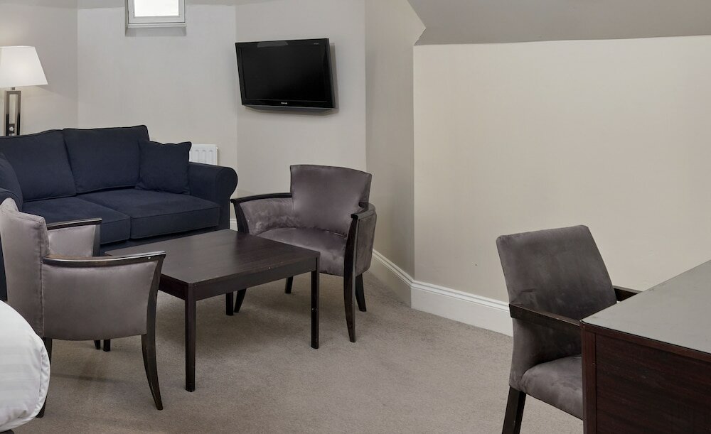 Фото Leonardo Hotel Edinburgh City